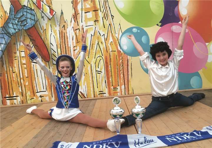 Die beiden Mädels sind sehr stolz auf ihre Leistung. Foto: privat