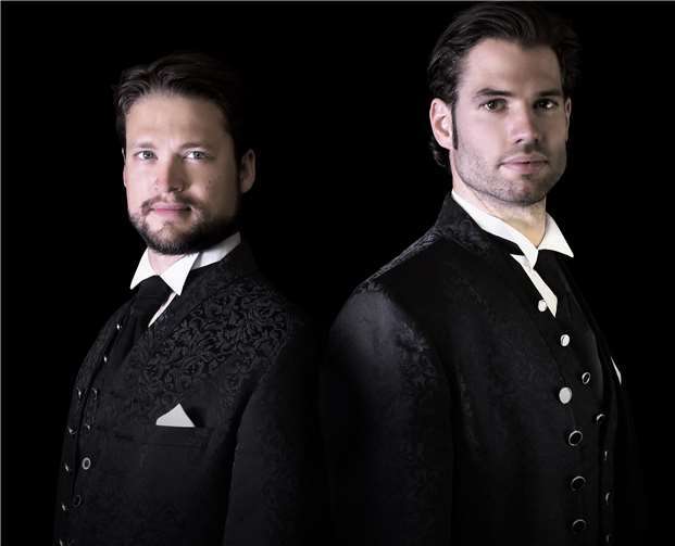 Die beiden Magier Alexander Hunte und Martin Köster wollen einen unvergesslichen Abend kreieren.privat