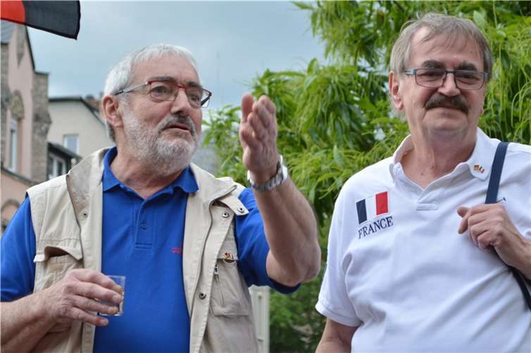 Die beiden Präsidenten René Ducghassi und Wolfgang Helbach.  Foto: privat