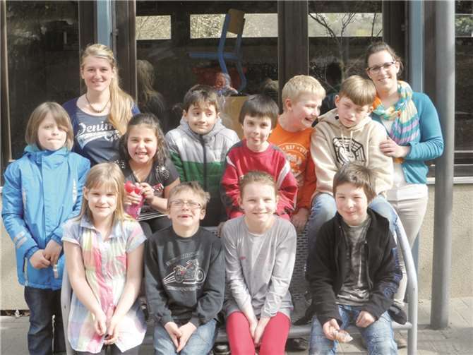 Die beiden Studentinnen der Uni Koblenz absolvierten ihr letztes Master-Praktikum in der Burgwegschule in Burgbrohl.privat