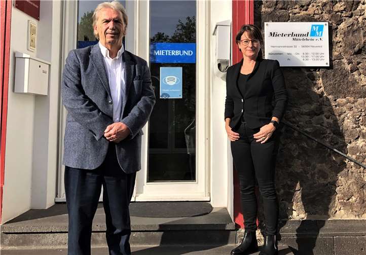 Die beiden Vorsitzenden Ellen Grünewald von Haus&Grund und Dietrich Rühle vom Mieterbund Mittelrhein sind sich einig: Keine Grundsteuererhöhung für Neuwied.Foto: Mieterbund Mittelrhein e.V.