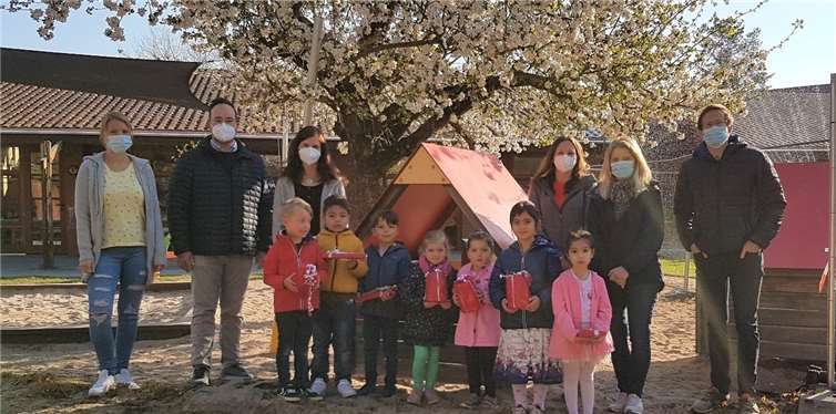 Die bereits für Weihnachten vorbereiteten Geschenke konnten nun an die Kinder des Blandine-Merten-Haus verteilt werden. Foto: privat