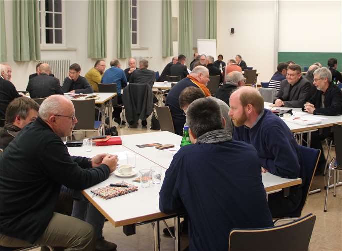 Die bessere Vernetzung der Priester untereinander und die Stärkung der Gemeinschaft sind wichtige Ziele der „Plattform P“.  Bistum Trier