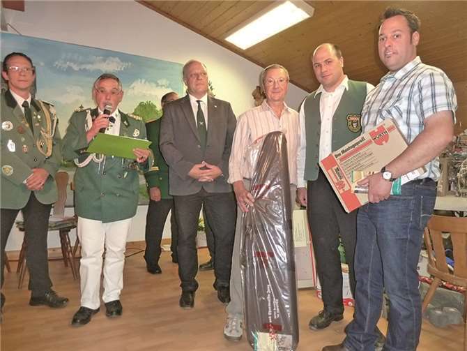 Die besten Schützen auf die Protektorscheibe.