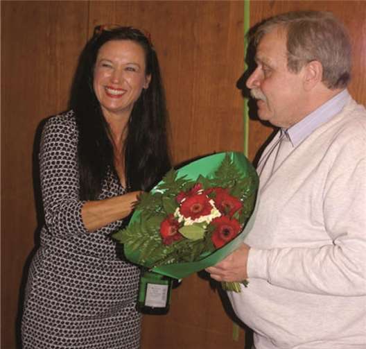 Die bisherige Parteivorsitzende Sabine Veidt scheidet aus dem Parteivorstand aus und bedankte sich beim bisherigen Stadtrat Franz-Josef Klein.