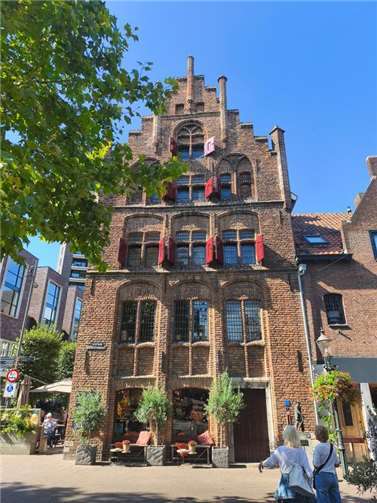 Die diesjährige Tour der Frauengemeinschaft Nickenich führte 47 Frauen nach Venlo in den Niederlanden. Foto: privat
