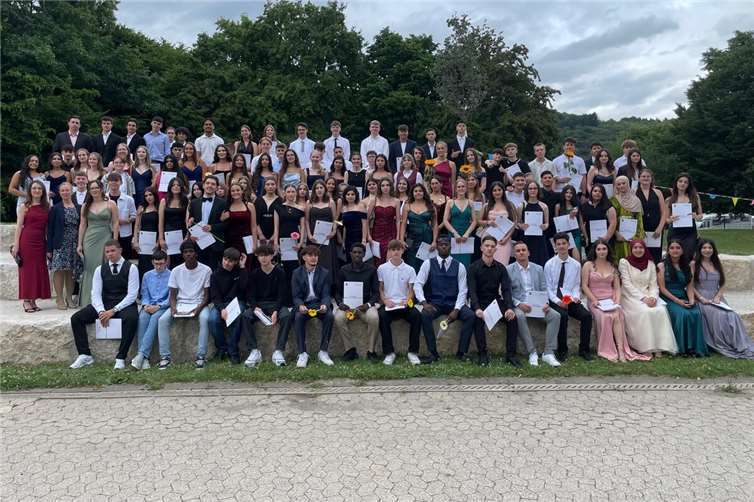 Die diesjährigen Abschlussschüler der IGS Remagen.Foto: Sandra Rosa