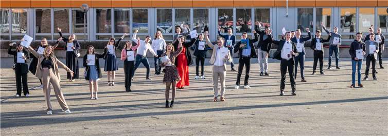 Die drei Stammkurse des Mittelrhein-Gymnasiums.Fotos: privat