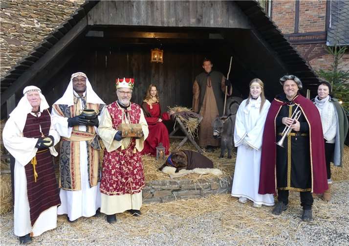 Die drei Weisen aus dem Morgenland beschenkten das Jesuskind mit Gold, Weihrauch und Myrrhe.  Fotos: TE