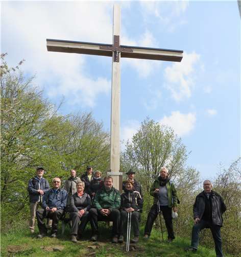 Die dreizehn Teilnehmer freuten sich über den Sonnenschein.Foto: privat