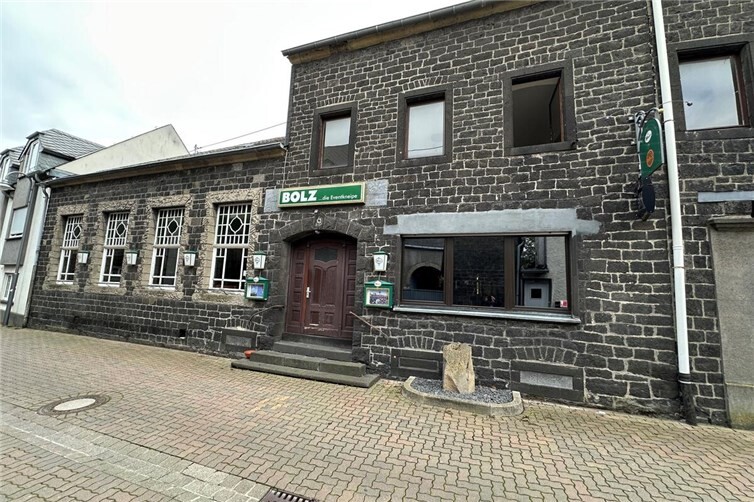 Die ehemalige Gaststätte „Bolz“ soll als Begegnungsstätte in Obermendig erhalten bleiben. Dabei ist auch der Einsatz der Vereine gefragt. 