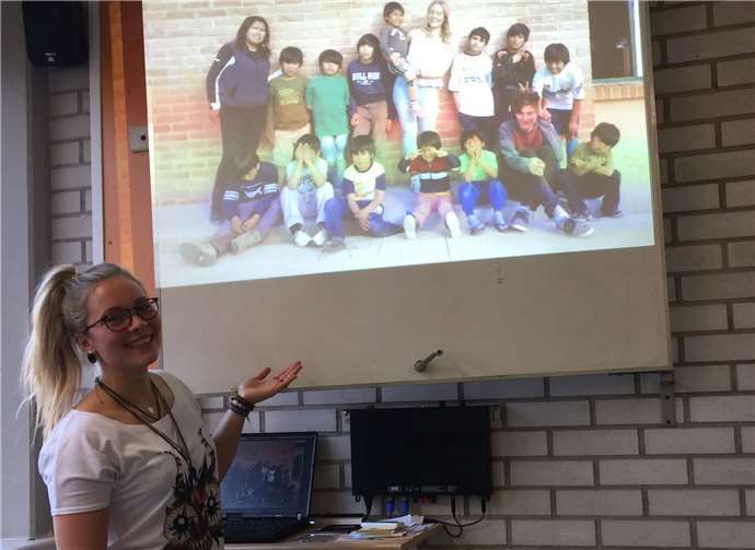 Die ehemalige Schülerin des Rhein-Gymnasiums Sinzig Katinka Freis berichtete mitreißend von ihrem Freiwilligenjahr in Bolivien. Foto: privat