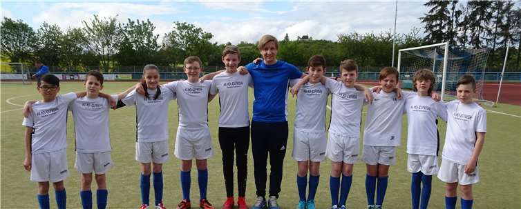 Die ehemaligen D 1-Junioren von Martin Schleich bilden den Kern der neuen C-Junioren-Mannschaft, dem derzeit ältesten Ochtendunger Fußballernachwuchsteam. Foto: privat