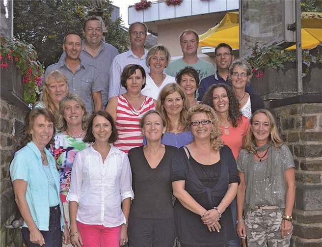 Die ehemaligen Klassenkameraden an der Remagener Realschule freuten sich über das Wiedersehen. AB