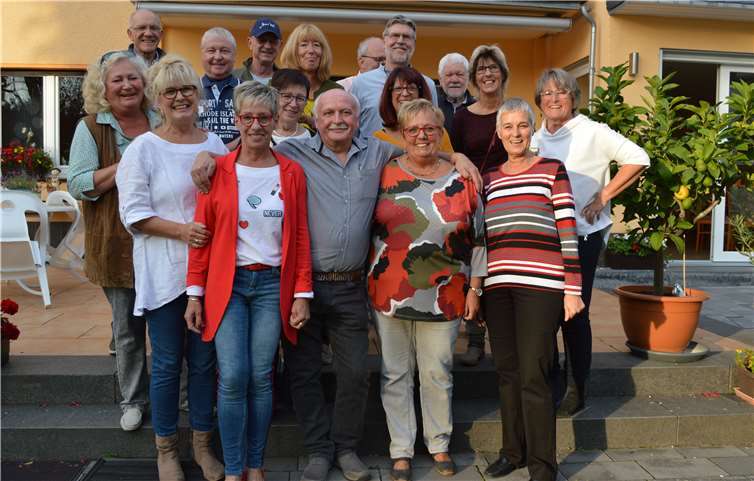 Die ehemaligen RealschülerInnen feierten ein fröhliches Wiedersehen. ab