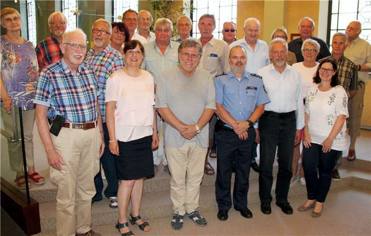 Die ehrenamtlich tätigen Seniorensicherheitsberater und -beraterinnen des Rhein-Lahn-Kreises, des Westerwaldkreises und des Kreises Altenkirchen trafen sich zur Fortbildung in der Kreisverwaltung des Westerwaldkreises in Montabaur. Rhein-Lahn-Kreis