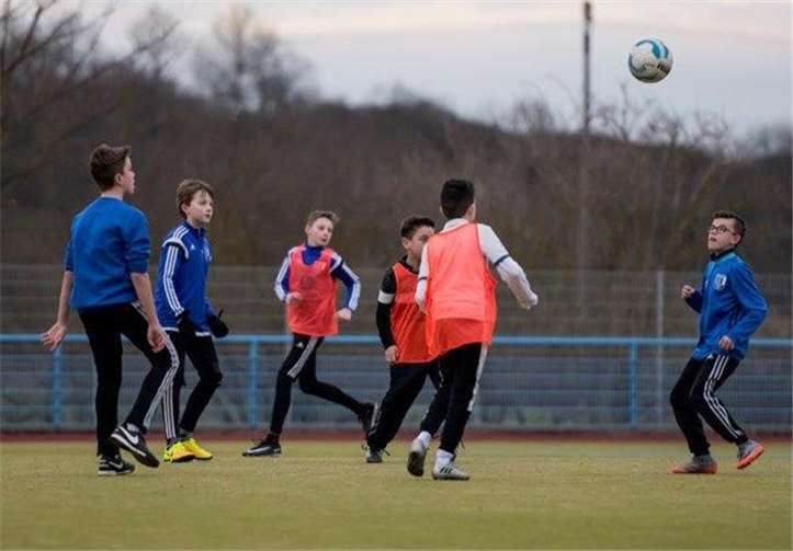 Die eifrigen Kombinationsübungen des Vorbereitungstrainings zahlten sich für die D-Junioren aus. In ihrem ersten Freiluftspiel des Jahres überzeugten sie beim 9:1-Erfolg in Mendig vor allem spielerisch. Privat