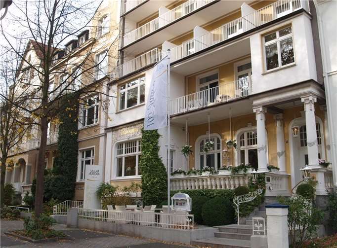 Die eindrucksvolle Jugendstil-Kulisse der „Villa Aurora“.