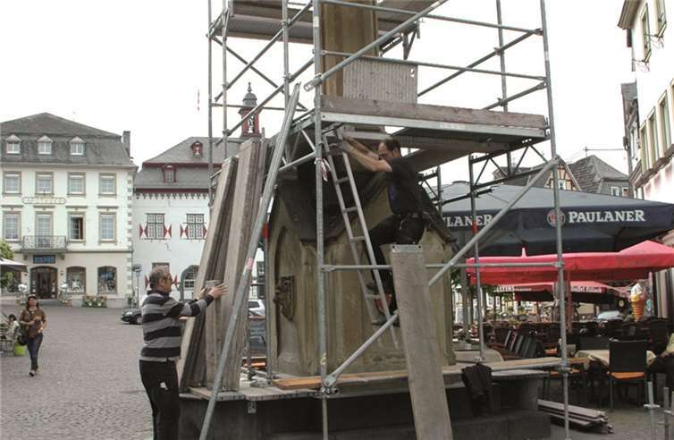 Die eingerüstete Mariesäule. privat