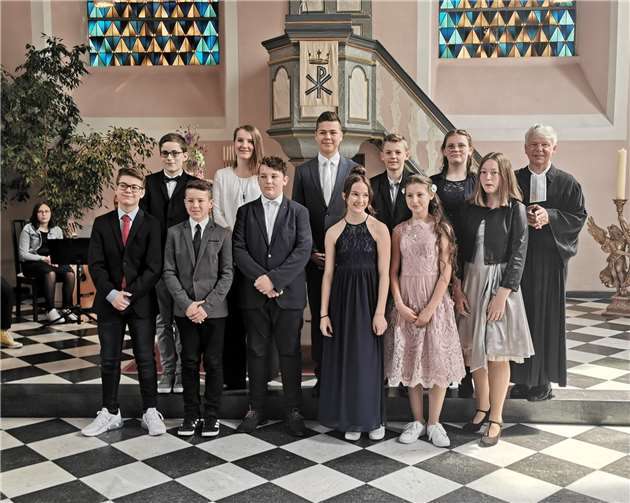 Die elf Konfirmanden standen im Mittelpunkt des festlichen Gottesdienstes. Foto: privat