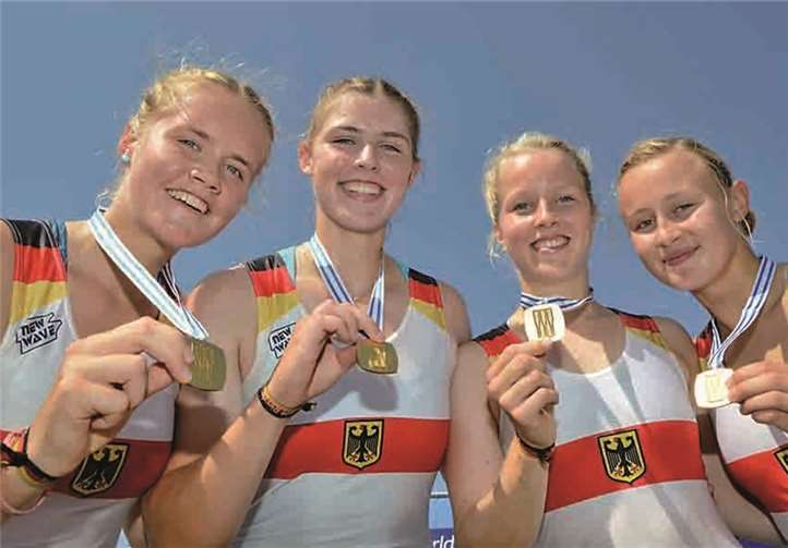 Die erfolgreiche Crew aus Deutschland (v.l.): Laura Kampmann( Waltrop), Franziska Kampmann(Essen), Katharina Börms(Lübeck) und Lena Reuß(Koblenzer Ruderclub Rhenania).  Deutscher Ruderverband/Seyb