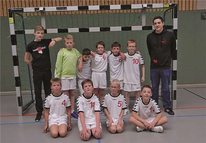 Die erfolgreiche Handball E-Jugend des SV Rot-Weiß Merl.Privat