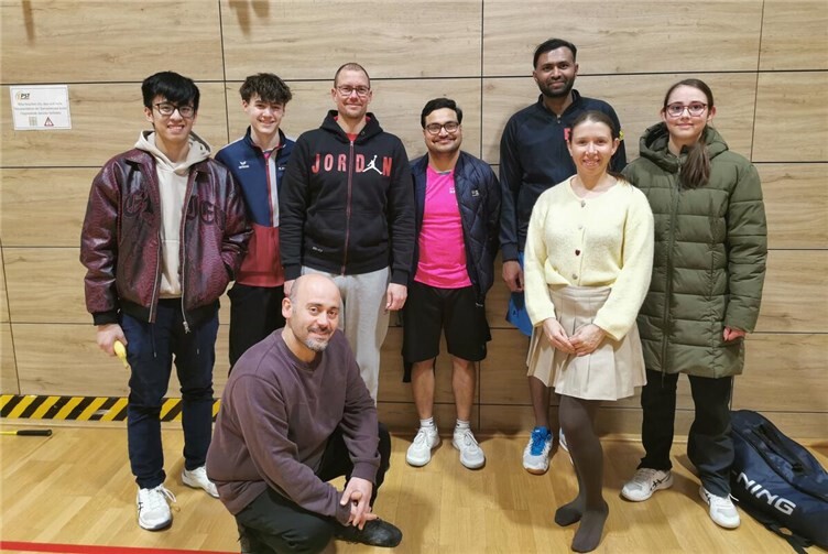 Die erfolgreiche Hobby Mannschaft der BC Mayen beim Spiel in Trier.