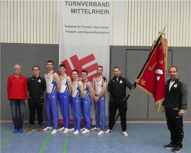 Die erfolgreiche Mannschaft der TG mit Kampfrichtern und Trainier v.l.n.r. Robert Ehlen, Christan Gügel, Lukas Müller, David Ax, Lars Sippmann, Kevin Henschel, Benedikt Juchem, Daniel Wagenleitner und Ralf Schlich.