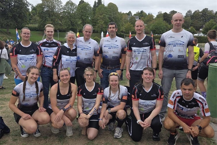 Die erfolgreiche Mannschaft des RSC Untermosel beim Vulkaneifeltriathlon in Gerolstein