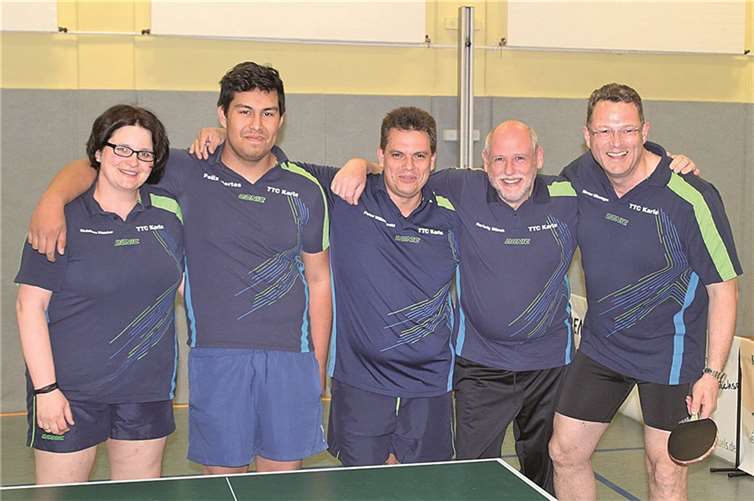 Die erfolgreiche achte Mannschaft des TTC Karla mit (von links) Christiane Böttcher, Felix Mertes, Peter Willamowski, Hartwig Münch und Werner Minwegen.privat