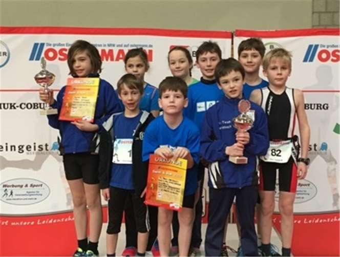 Die erfolgreichen Athleten des Tri Team Merzbach freuten sich über ihre Auszeichnungen.Privat