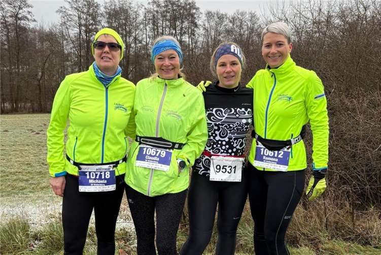 Die erfolgreichen Damen des Lauftreffs SV Weitersburg beim Silvesterlauf in Montabaur.Fotos: privat