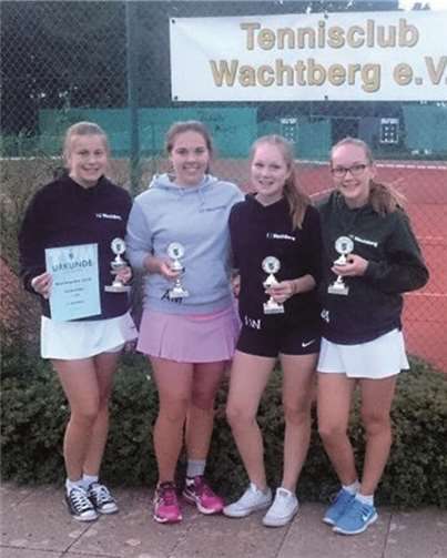 Die erfolgreichen Juniorinnen des TC Wachtberg (v.l. n.r.: C. Altmannsperger, A. Maisack, Li. Werth, Le. Werth)privat