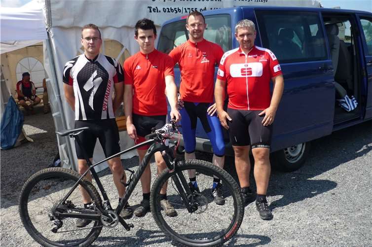 Die erfolgreichen Mountainbiker. Fotos: Privat