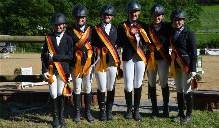 Die erfolgreichen Reiterinnen. Foto: privat