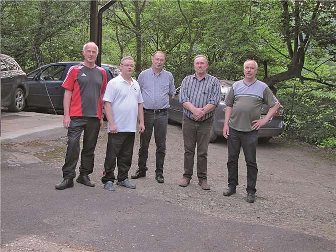 Die erfolgreichen Schützen (v.l.n.r.): Werner Gersabeck, Thomas Künster, Jürgen Speicher, Kurt Gerhards, Gerhard Greßler. privat