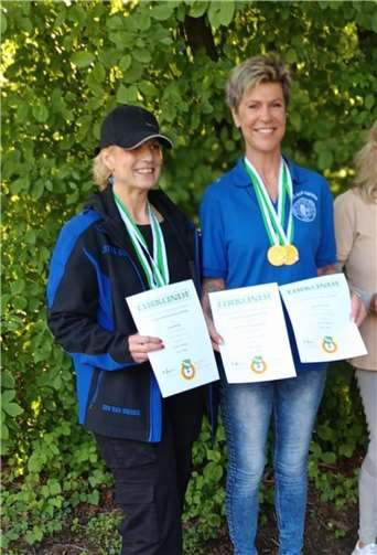 Die erfolgreichen Schützinnen Jutta Boss und Michaela Gröff. Foto: privat