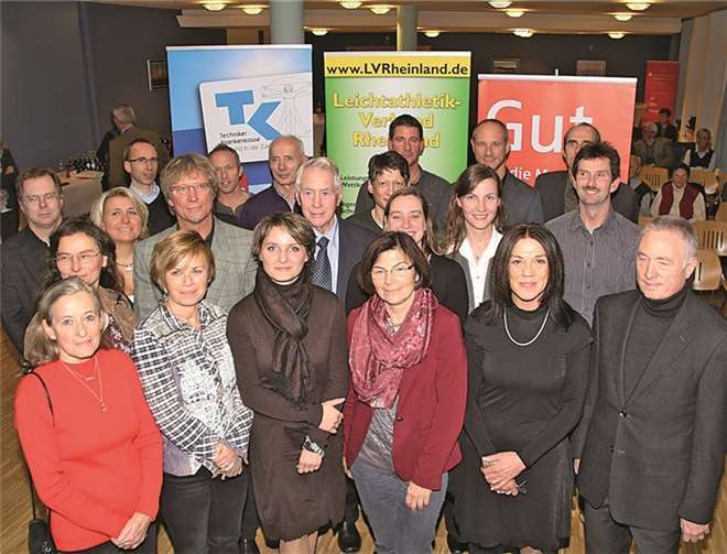 Die erfolgreichen Seniorinnen und Senioren des LVR bei der Meisterehrung in Bernkastel-Kues.privat