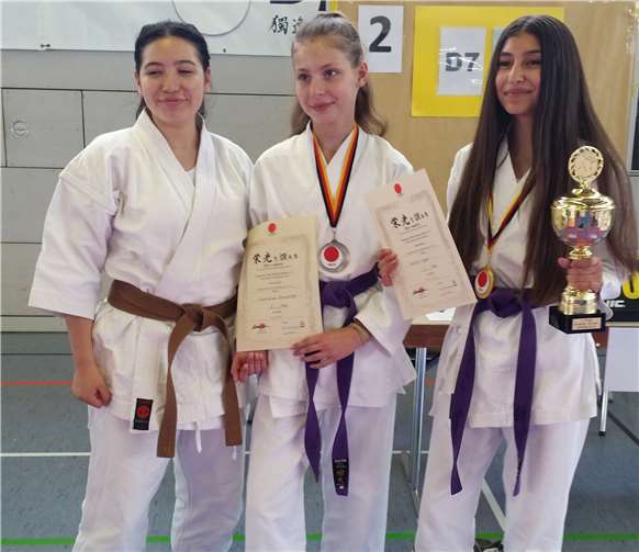 Die erfolgreichen Sportlerinnen aus Remagen.Foto: privat