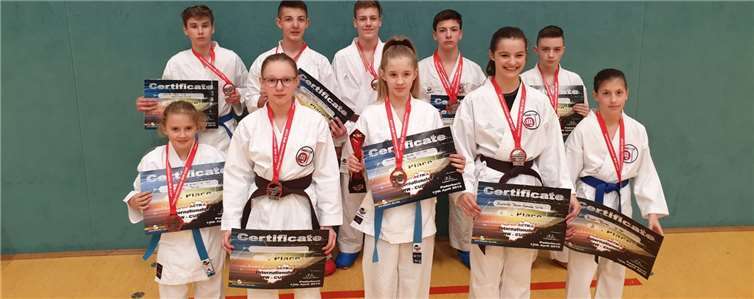 Die erfolgreichen Starter des Karate-Clubs Puderbach e.V. Foto: privat