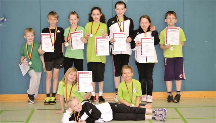 Die erfolgreichen Teilnehmer: Sam Kollwig, Nils Schulte, Chantal Irle, Anna Haubrich, Lena Knieling, Leonie Knieling, Gerrit Tink, Leeana Kollwig, Julia Kirchmann und Leni Schnack.  Privat