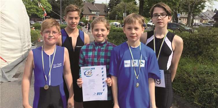 Die erfolgreichen Teilnehmer v.l. René und Marcel Brambeer, Saskia, Tim und Annika Schürig. privat