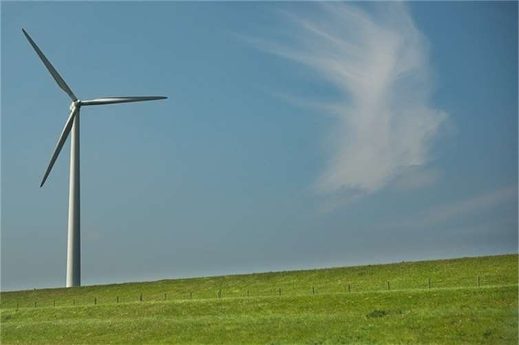 Die erneuerbaren Energien sollen auch in Rheinland-Pfalz noch deutlich ausgebaut werden. Quelle: @ byref (CC0-Lizenz) / pixabay.com