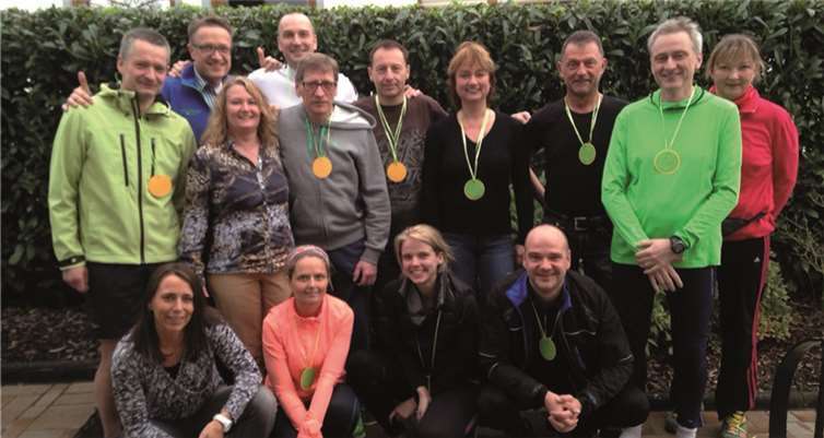 Die erschöpften und relaxten Finisher.privat