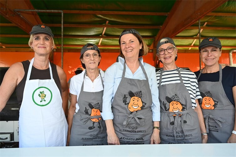 Die erste Backschicht steht parat. Foto: SK