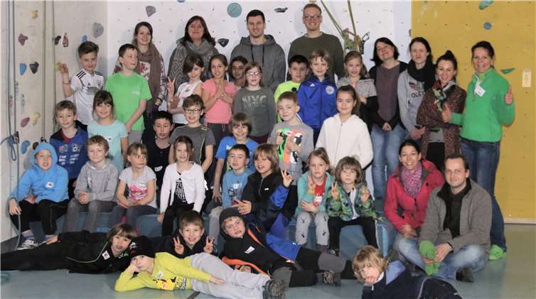 Die erste Gruppe im Kandi Turm vom 26.-27. März mit Helga Pellenz (r.) Geschäftsführerin. privat