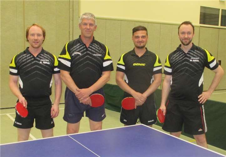 Die erste Herrenmannschaft der TTF Dedenbach wurde souverän Meister in der dritten Kreisklasse. In der Stammmannschaft spielten (v.li.n.re.): Harald Giffels, Peter Wulff, Christian Puse und Wolfgang Giffels. Foto: privat