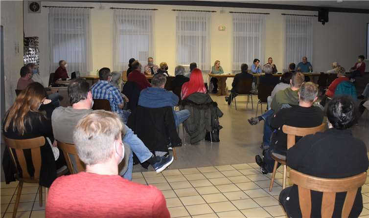 Die erste Versammlung wurde gut besucht. Foto: privat