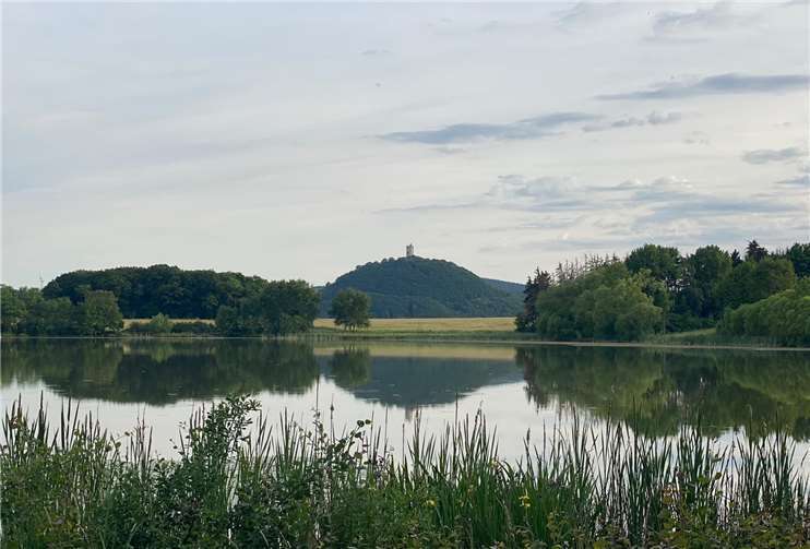 Die erste Walkingwanderung der Gymnastik-Riege Dedenbach e.V. nach der Corona-bedingten Pause führte zum Rodder Maar. Foto: privat