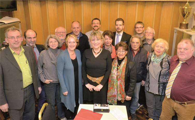 Die ersten 16 auf der Liste der SPD für den Stadtrat Remagen. AB